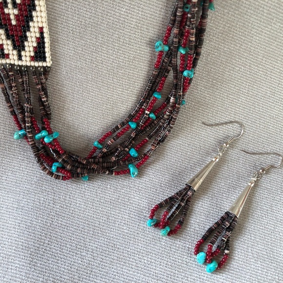Vintage Native American Necklace & Earring Set. - Picture 6 of 11